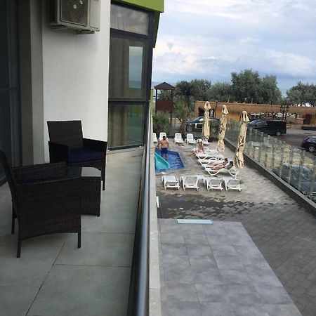 Umi Apartment Alezzi Resort Năvodari Buitenkant foto