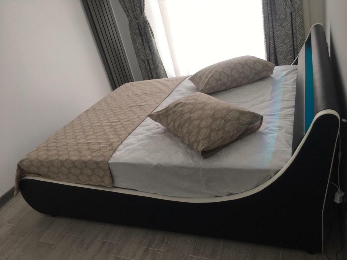 Umi Apartment Alezzi Resort Năvodari Buitenkant foto